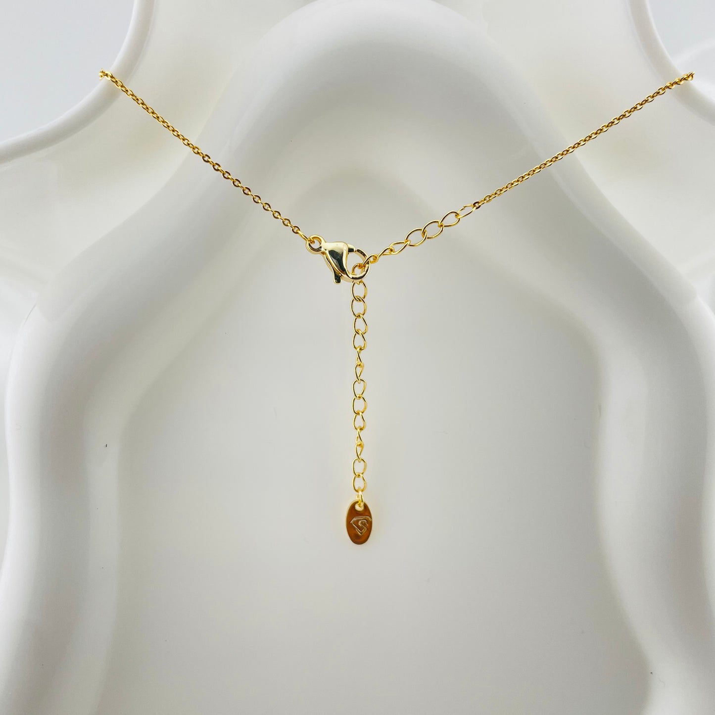 NECKLACE WITH STONE PENDANT, ADJUSTABLE CHAIN, FASHION JEWELRY IMITATION GOLD