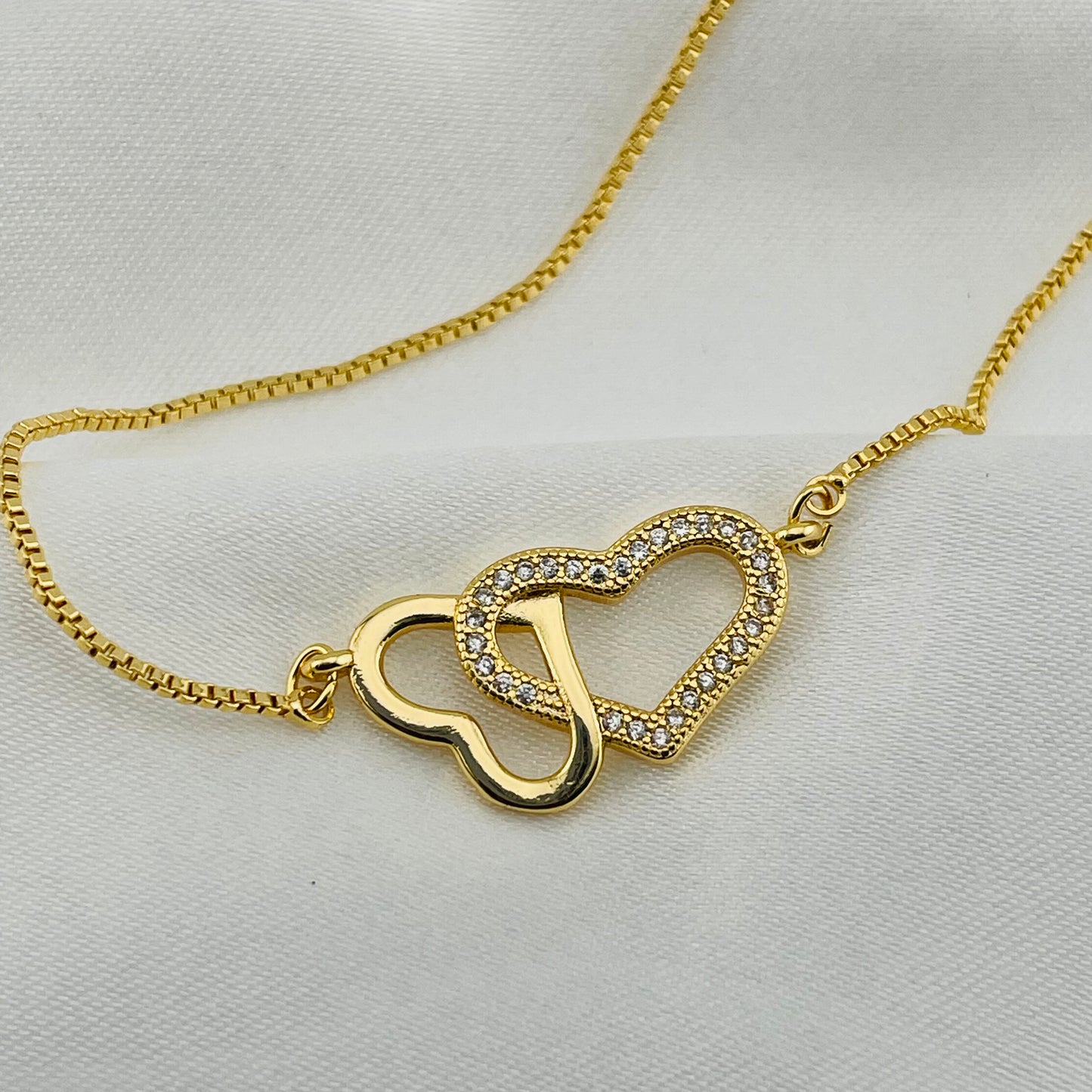 Double Heart Stone Bracelet – Adjustable| Imitation Gold Fashion Jewelry