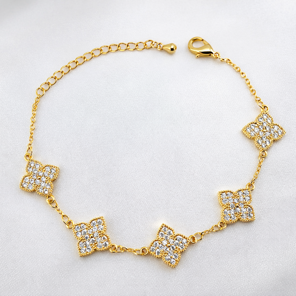 Floral Crystal Charm Bracelet – Clover-Inspired Stone Motifs | Adjustable | Imitation Gold Fashion Jewelry