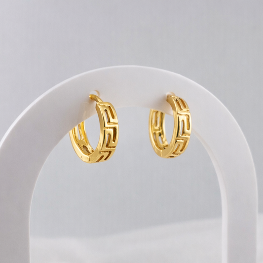 ELAGANT EARRINGS, FASHION JEWELRY IMITATION GOLD- ONE PAIR