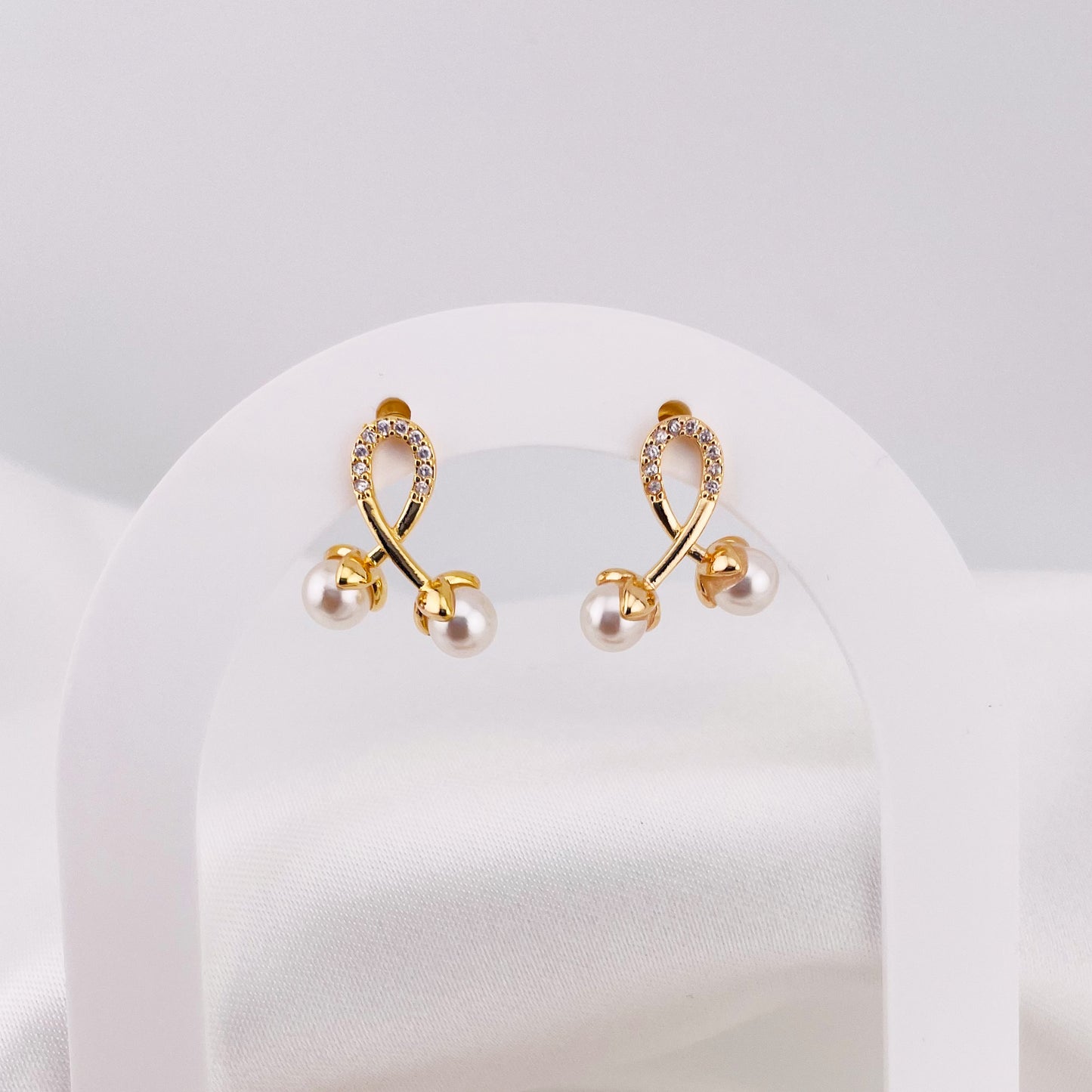 CUTE DOUBLE PEARL DROPS EARRINGS WITH STONE, FASHION JEWELRY IMITATION GOLD- ONE PAIR