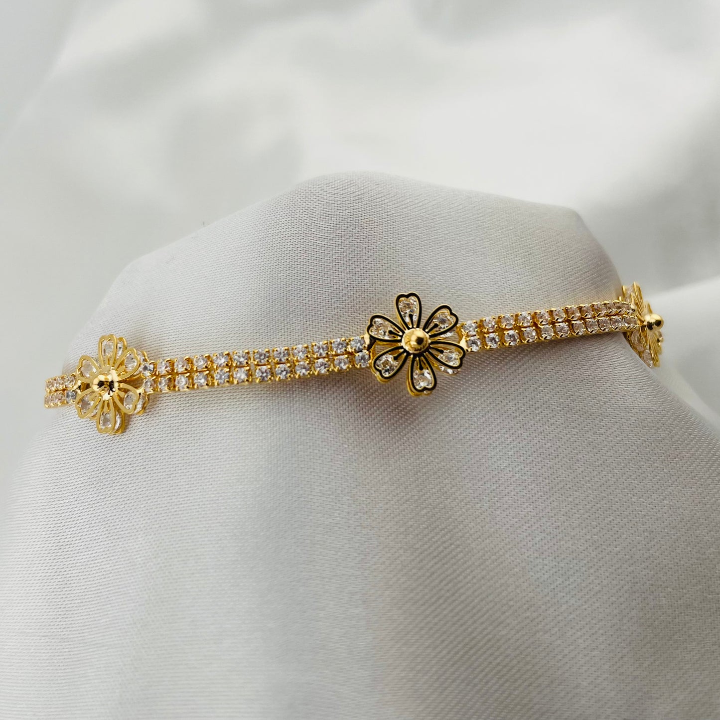Floral Crystal Tennis Bracelet – Stone-Studded Flower Motifs | Imitation Gold Fashion Jewelry