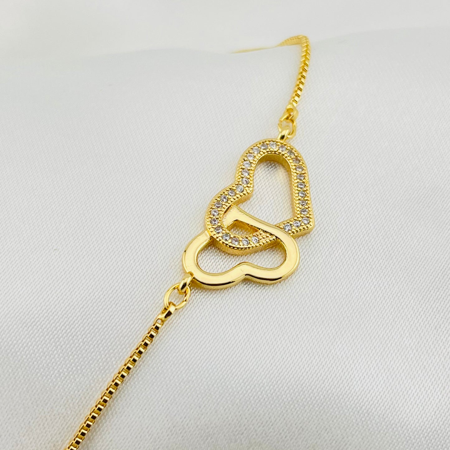Double Heart Stone Bracelet – Adjustable| Imitation Gold Fashion Jewelry