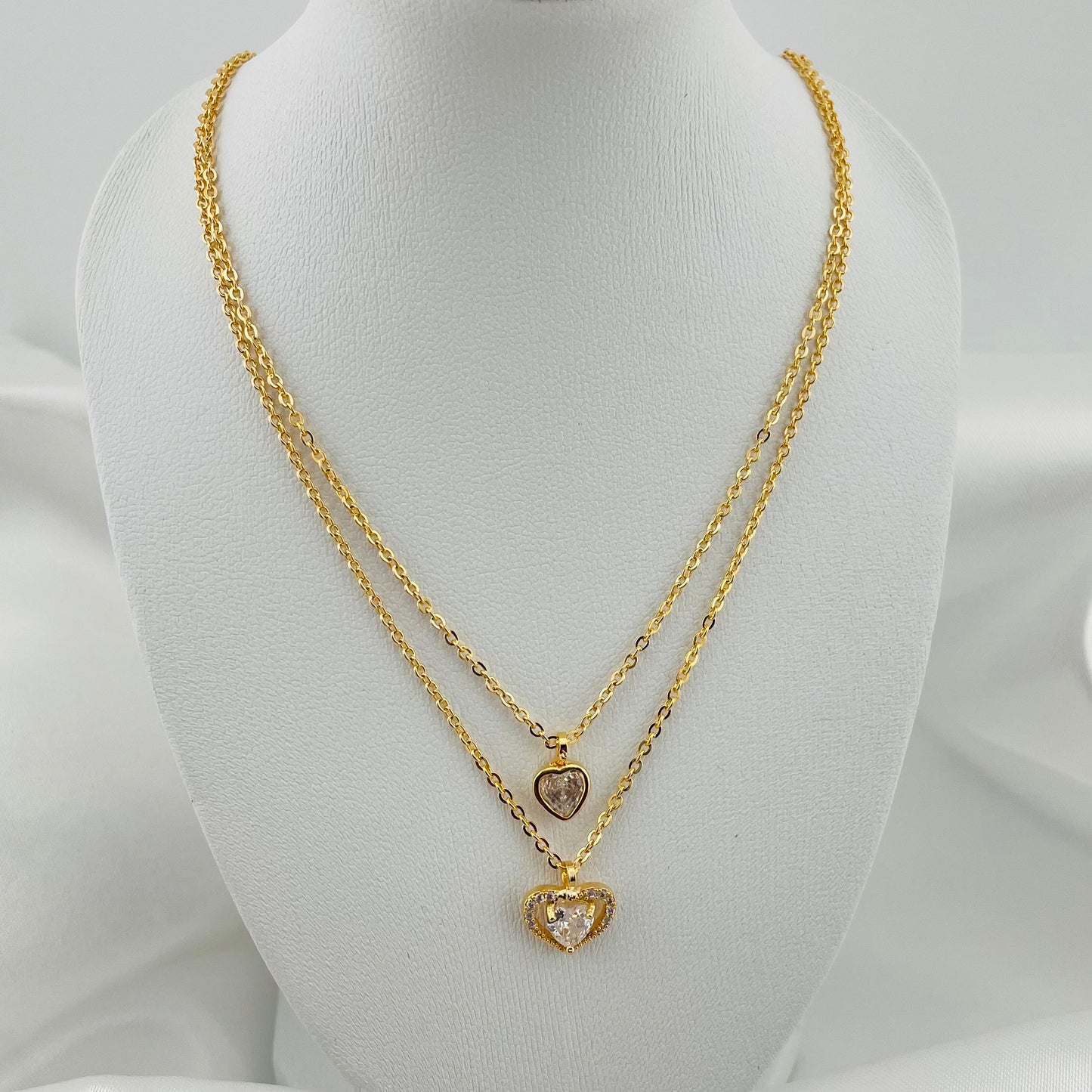 DUAL LAYERED NECKLACE DOUBLE HEART STONE PENDANTS, ADJUSTABLE CHAIN, FASHION JEWELRY IMITATION GOLD