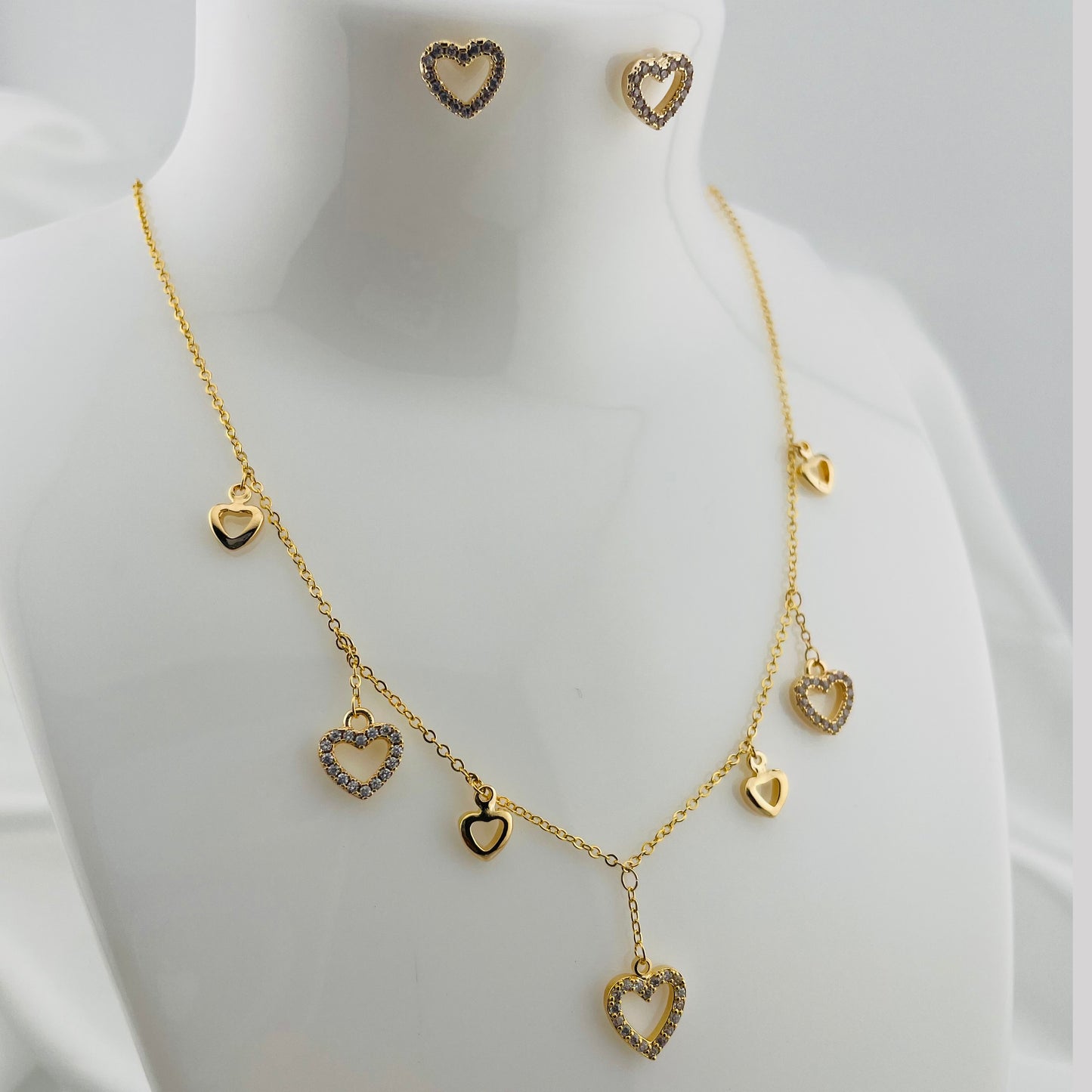 Heart Charm Necklace & Stud Earrings Set – Stone-Outlined Hearts | Imitation Gold